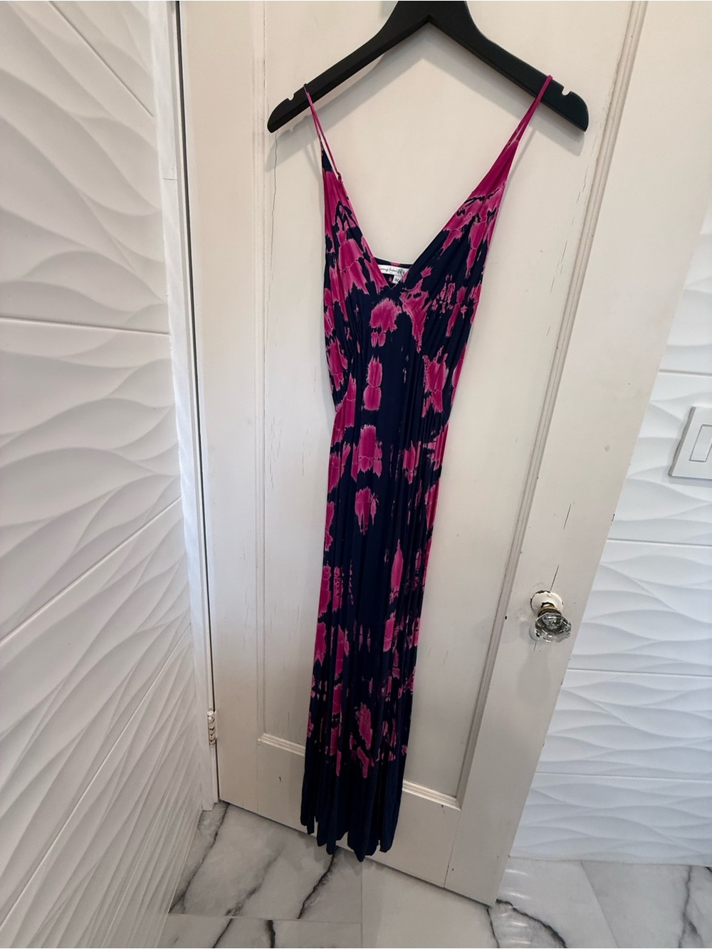 Young Fabulous & Broke Navy and Hot Pink Tie-Dye Maxi Dress - Picture 1 of 6